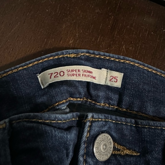 Levi’s High Rise 720 Skinny Jeans - Picture 2 of 2